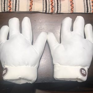 M&M white hands for costume. One size. Adults/children.